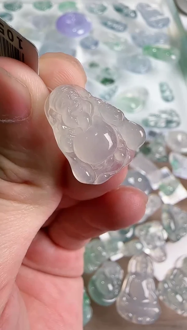 【闪购商品】翡翠吊坠(不含链)未镶嵌··