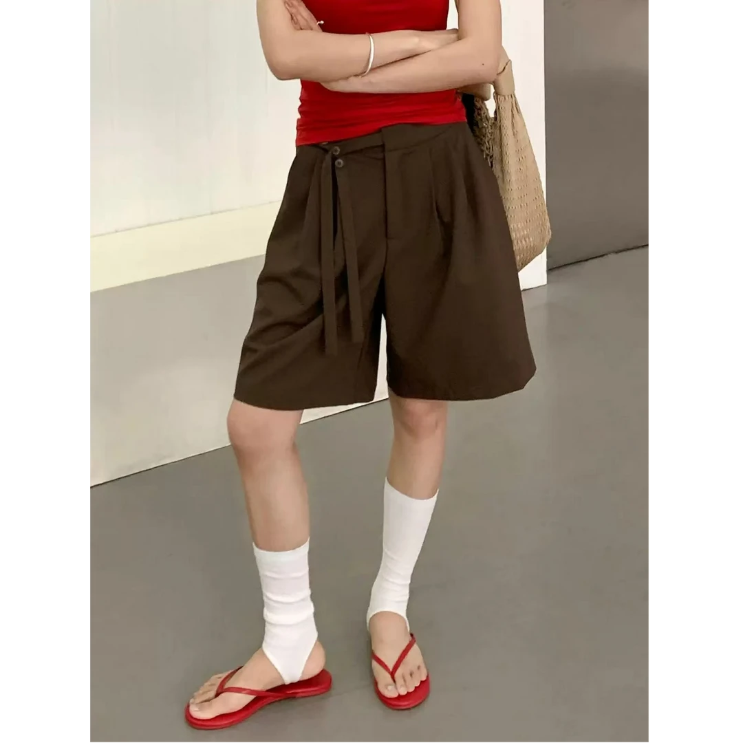 十三行白白-夏季福秒不规则纽扣西装五分裤#Q3PF0195