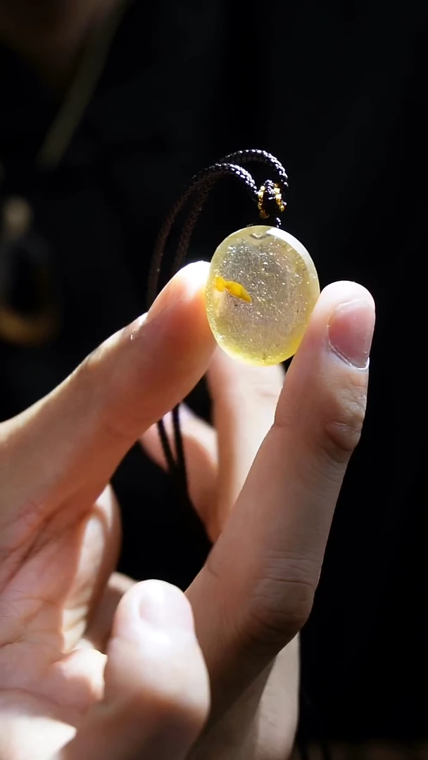 吊坠(赠链)未镶嵌水晶水晶