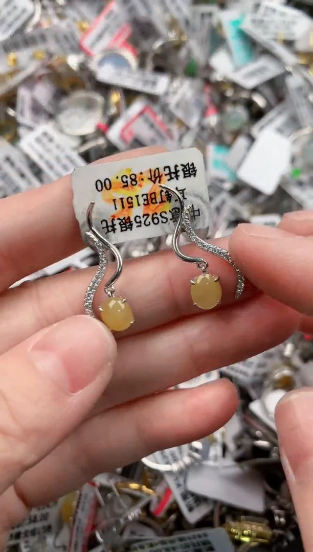 银S925镶嵌戒指翡翠333       8