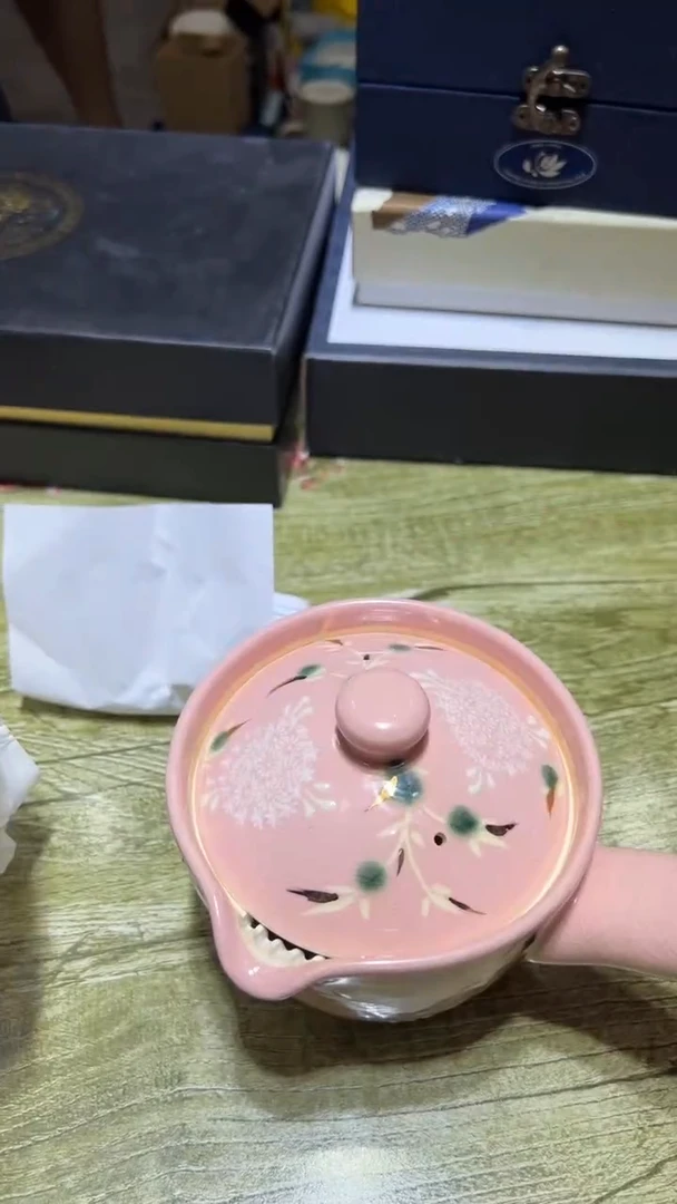 瓷片碗碟好物一件不留@@1