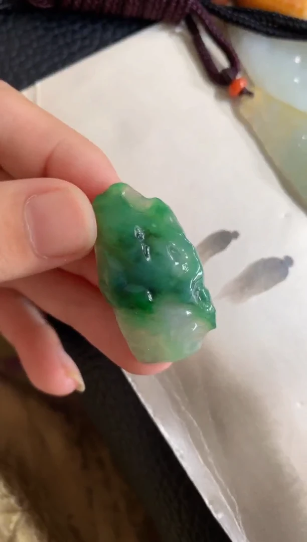 吊坠(不含链)未镶嵌翡翠吊坠