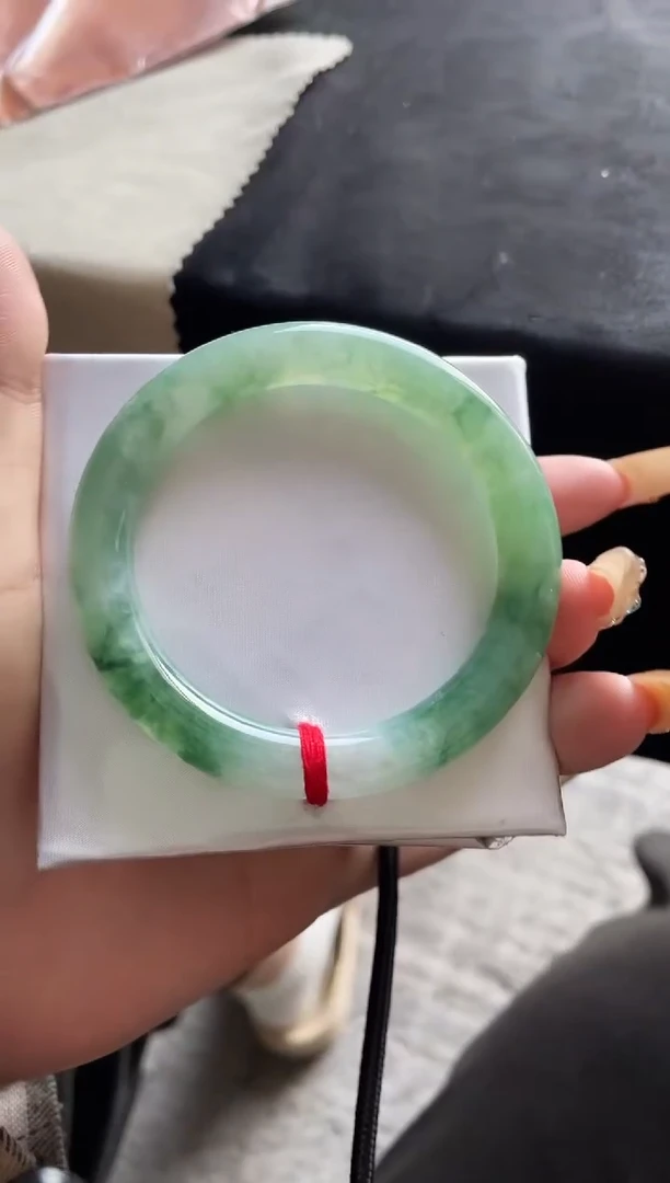 未镶嵌手镯翡翠三天鉴赏期