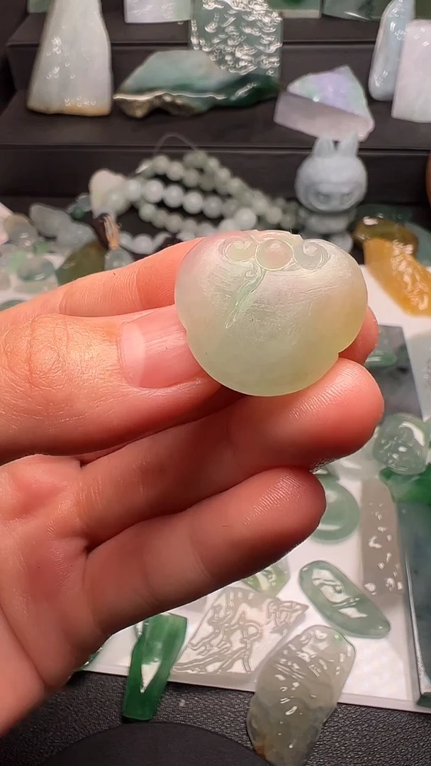 未镶嵌定制翡翠天然缅甸A货翡翠未抛光