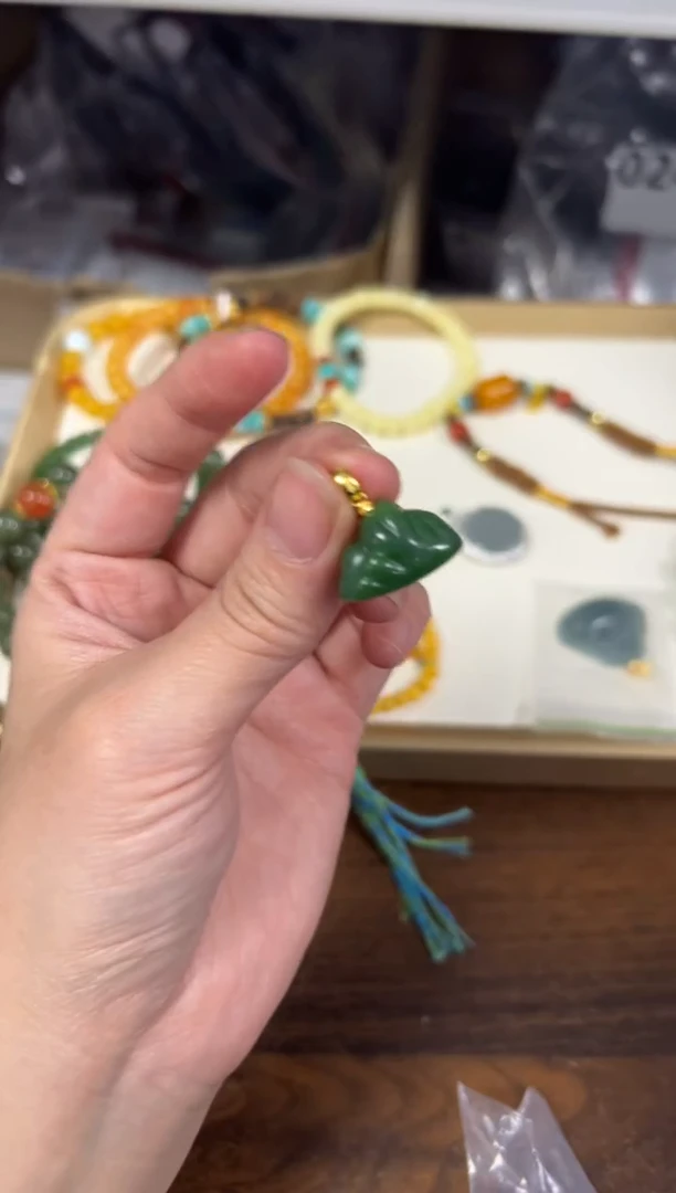 项链银S925镶嵌和田玉孤品和田玉碧玉靠山银吊坠[2358]