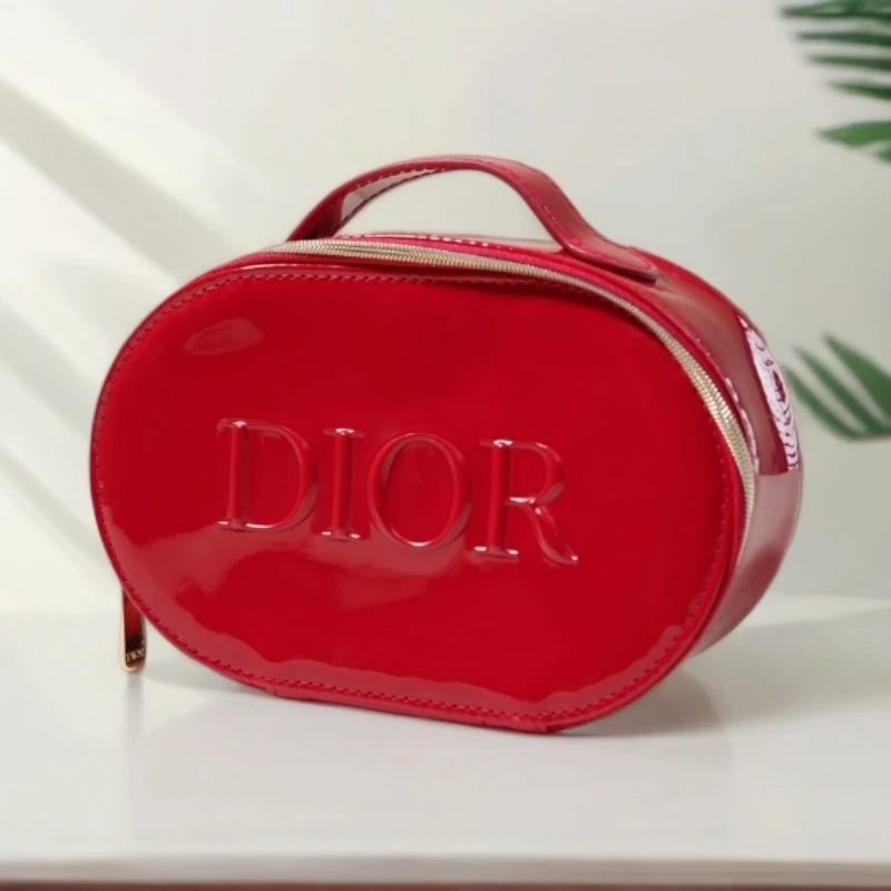 SZ-红色漆皮化妆包