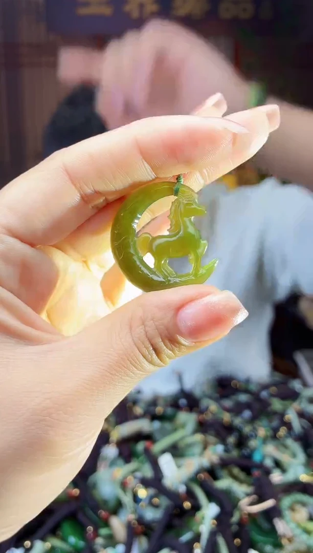 颈饰未镶嵌和田玉多样性发货拍一发一