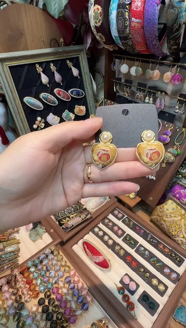 【孤品车12.13】三马天马宝相爱心耳钉 福利款