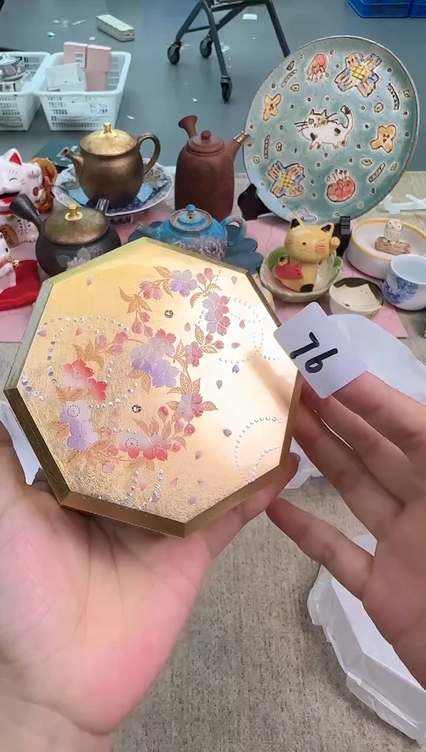 瓷片泡泡家的瓷器真好看
