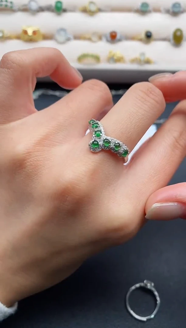 银S925镶嵌戒指翡翠6666666+8