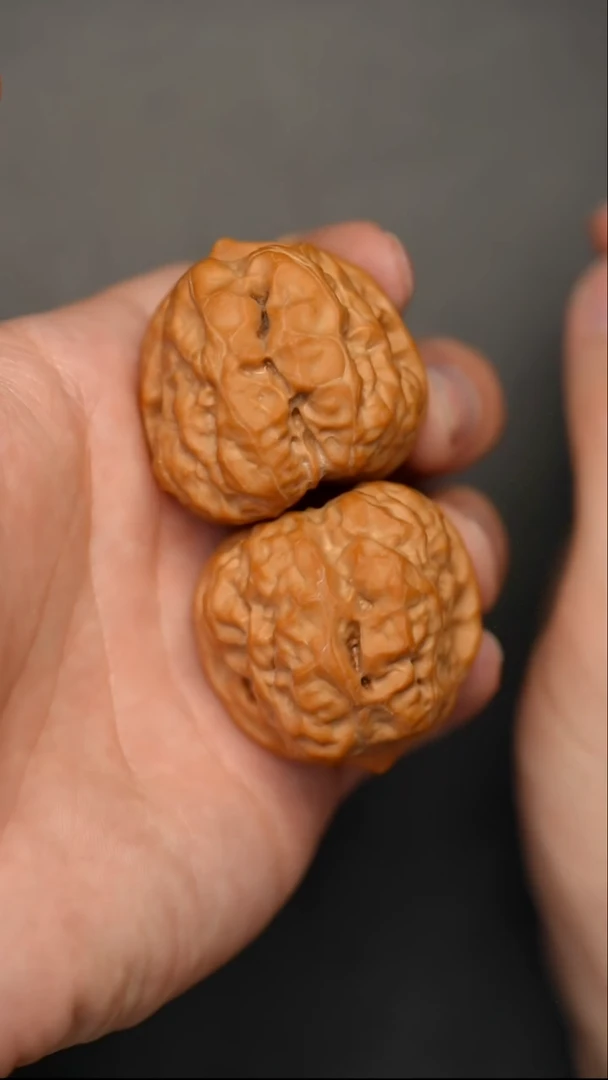 把件文玩核桃全品红皮蛤蟆头边37肚42