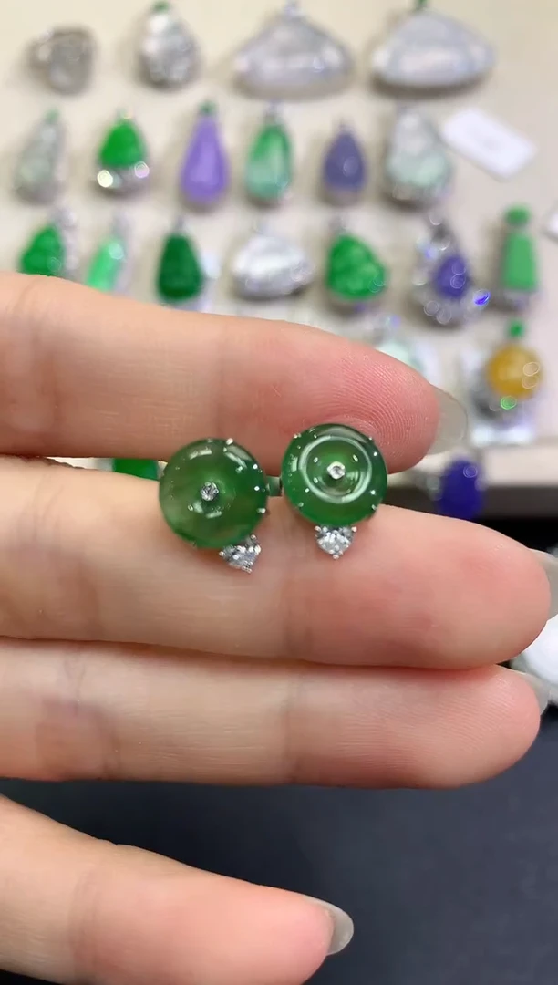 【闪购商品】翡翠耳饰18K金镶嵌D6