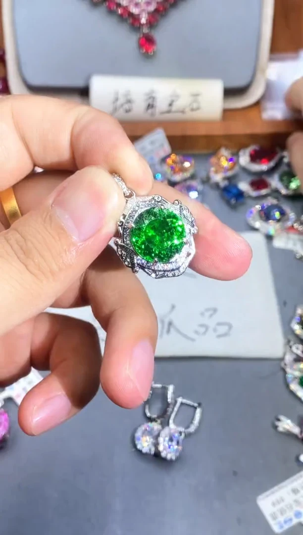 合金石英质玉珠宝奇石发货其一