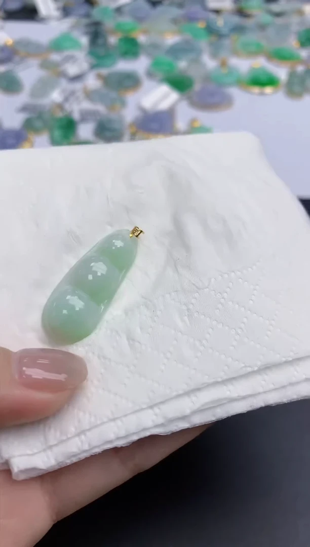 【闪购商品】翡翠颈饰18K金镶嵌天然缅甸翡翠A货