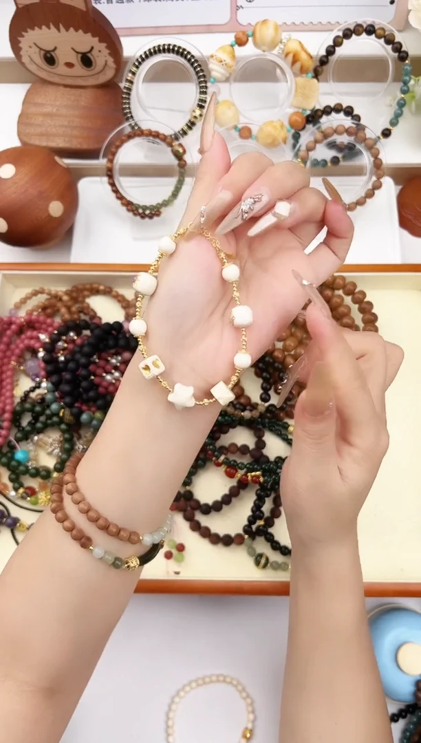 白玉菩提吊坠021