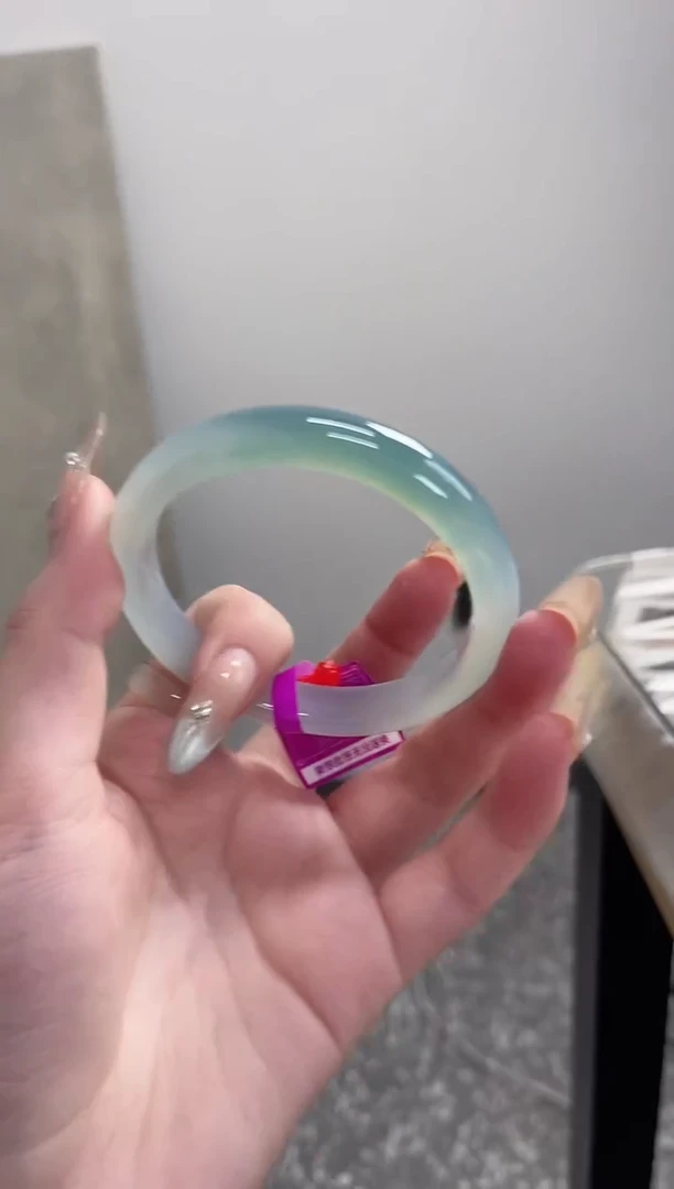 【闪购商品】玛瑙/玉髓手镯未镶嵌55-56圈 需要包容