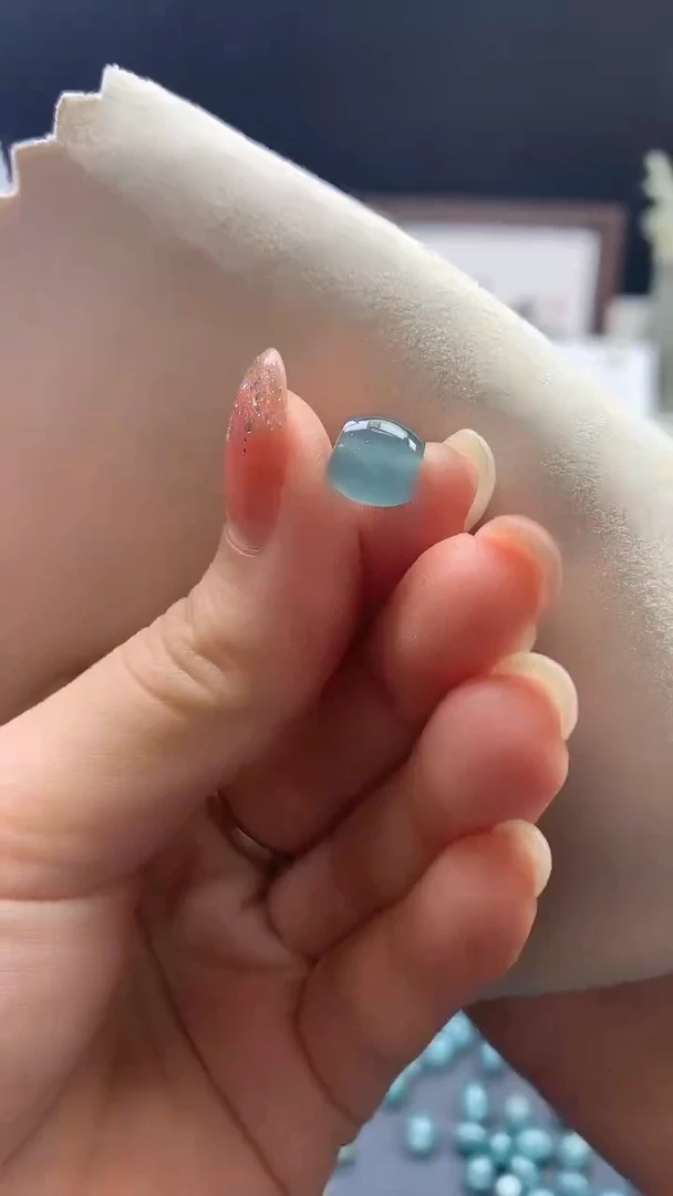 翡翠未镶嵌颈饰0298130814