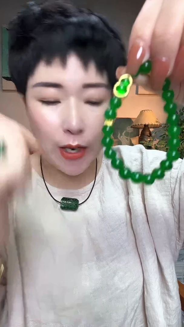 吊坠(赠链)未镶嵌翡翠257