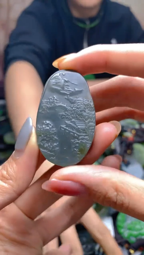 颈饰未镶嵌和田玉1