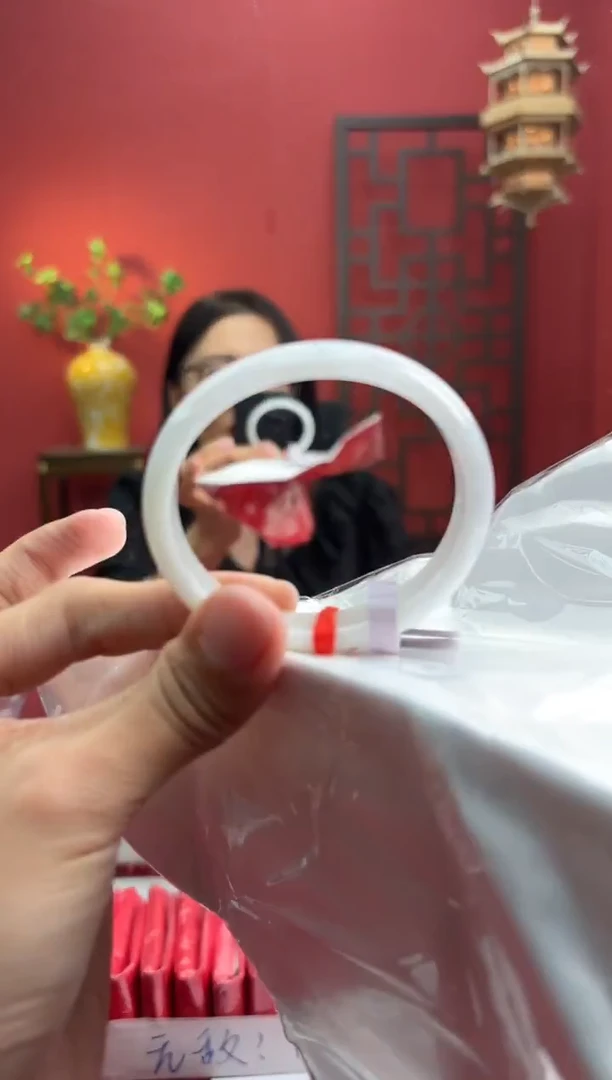 未镶嵌手镯（贵妃镯）翡翠翡翠手镯23