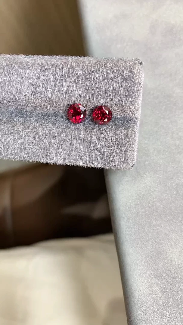 石榴石裸石未镶嵌3裸石多样性发一颗