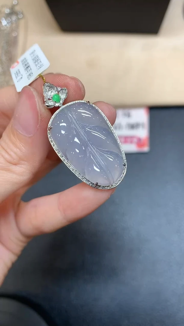 【闪购商品】翡翠颈饰18K金镶嵌【无鉴赏期多样性发其一