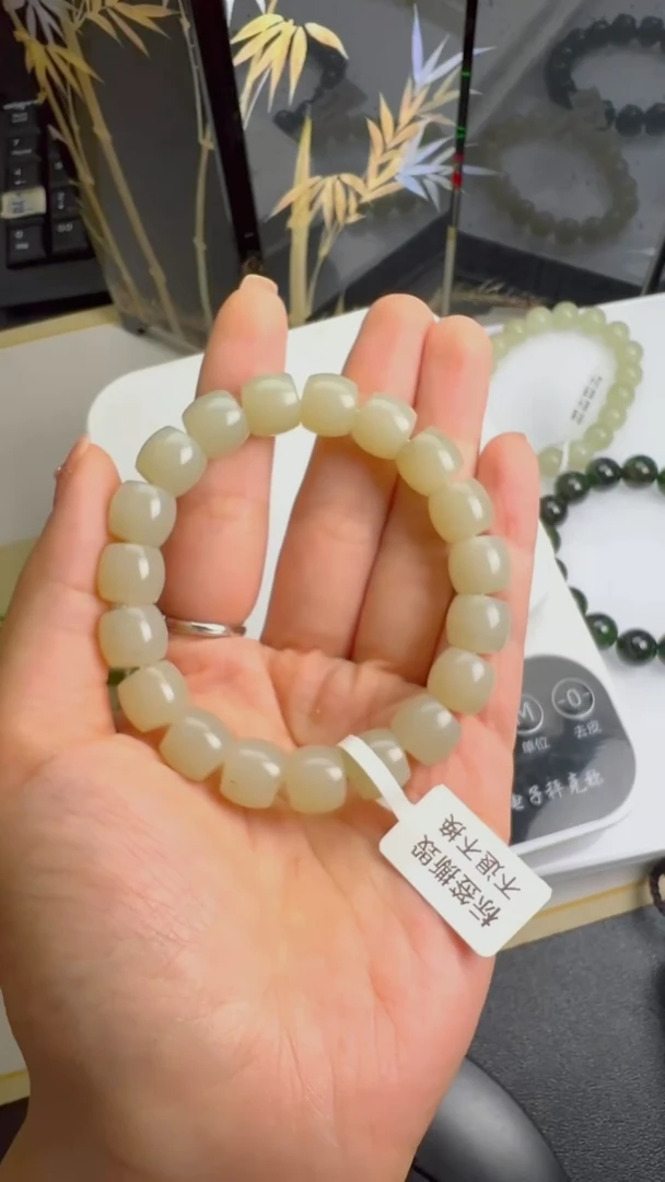 手串未镶嵌和田玉JJD0510008