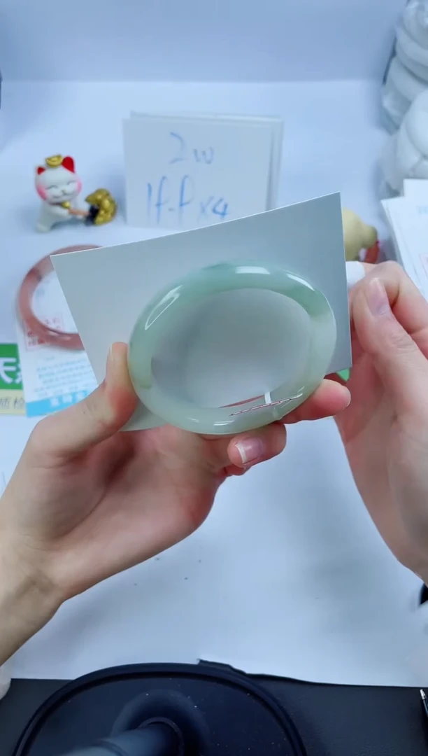 【闪购商品】石英质玉手镯未镶嵌49-56.5