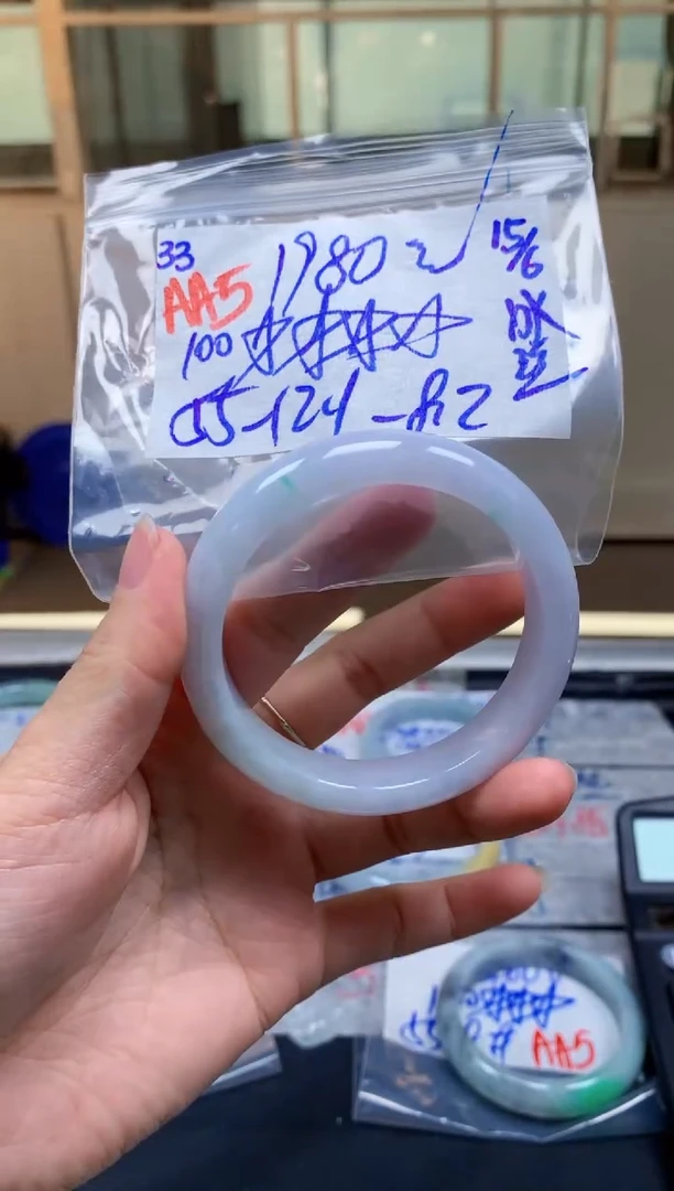 定制翡翠未镶嵌33毛货需精细抛光手镯拍一发一618