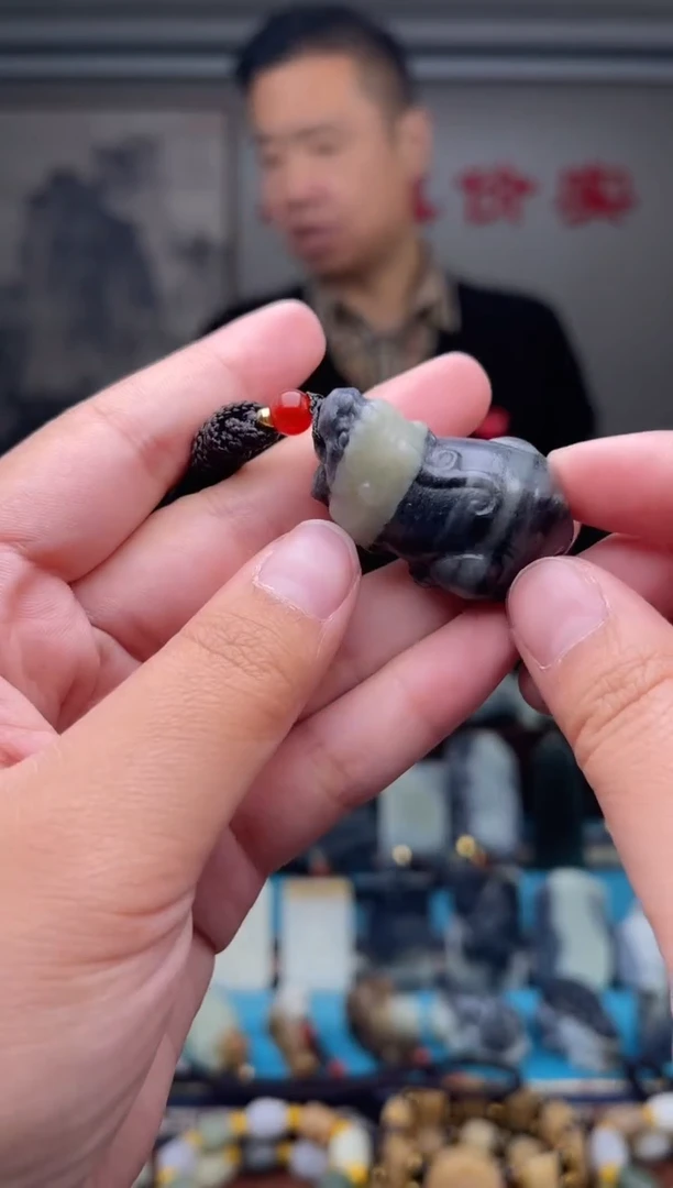 未镶嵌和田玉挂件1