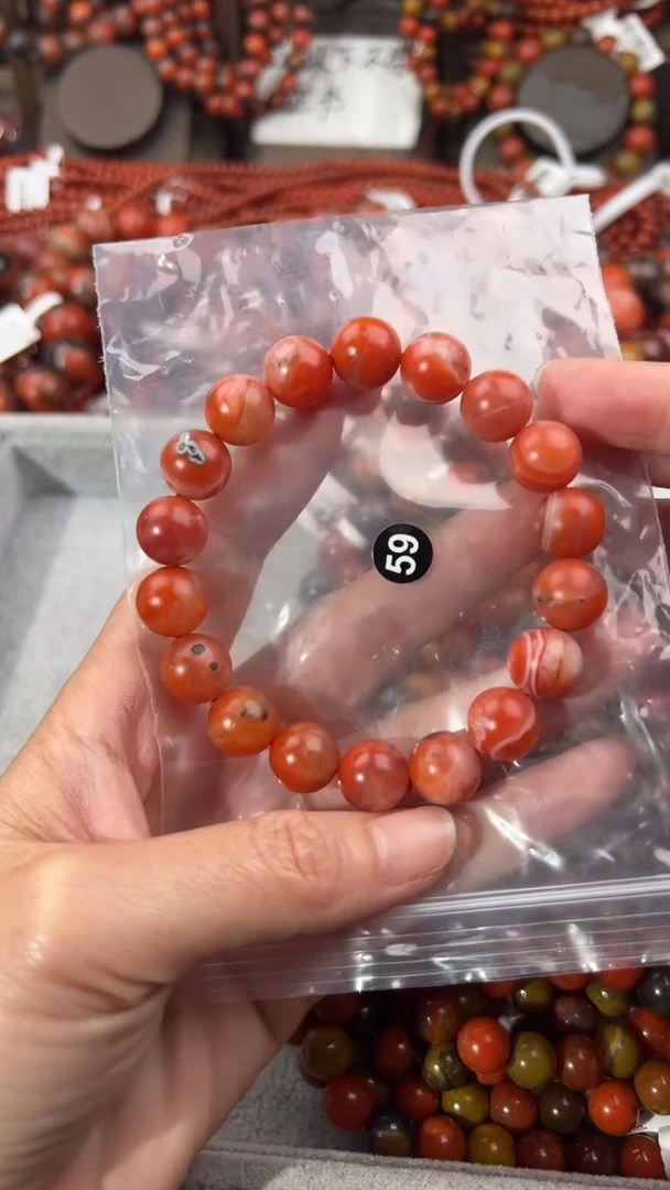 南红玛瑙手串未镶嵌12+