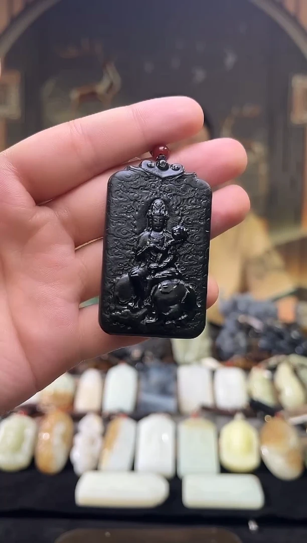 和田玉未镶嵌挂件吊坠