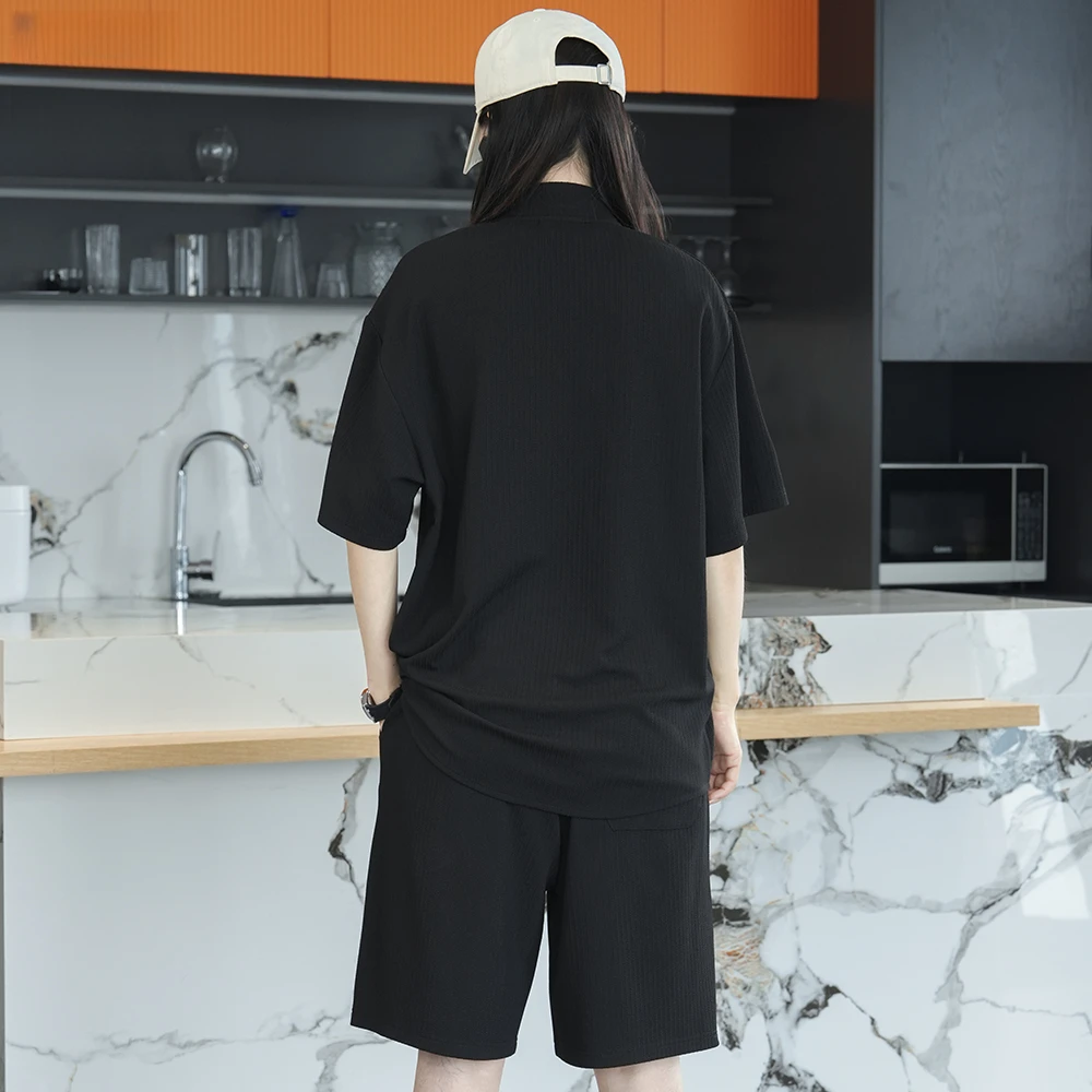 2025夏季新款时尚黑色V领短袖衬衫套装纯色宽松短袖短裤两件套男