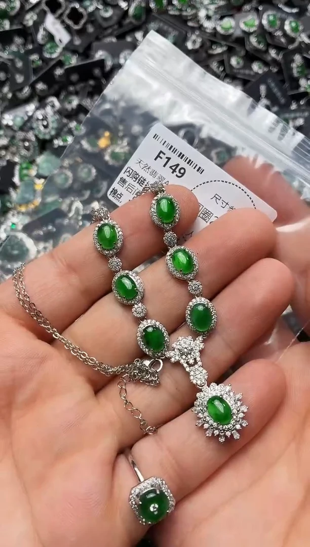 翡翠未镶嵌颈饰F149项链 基地