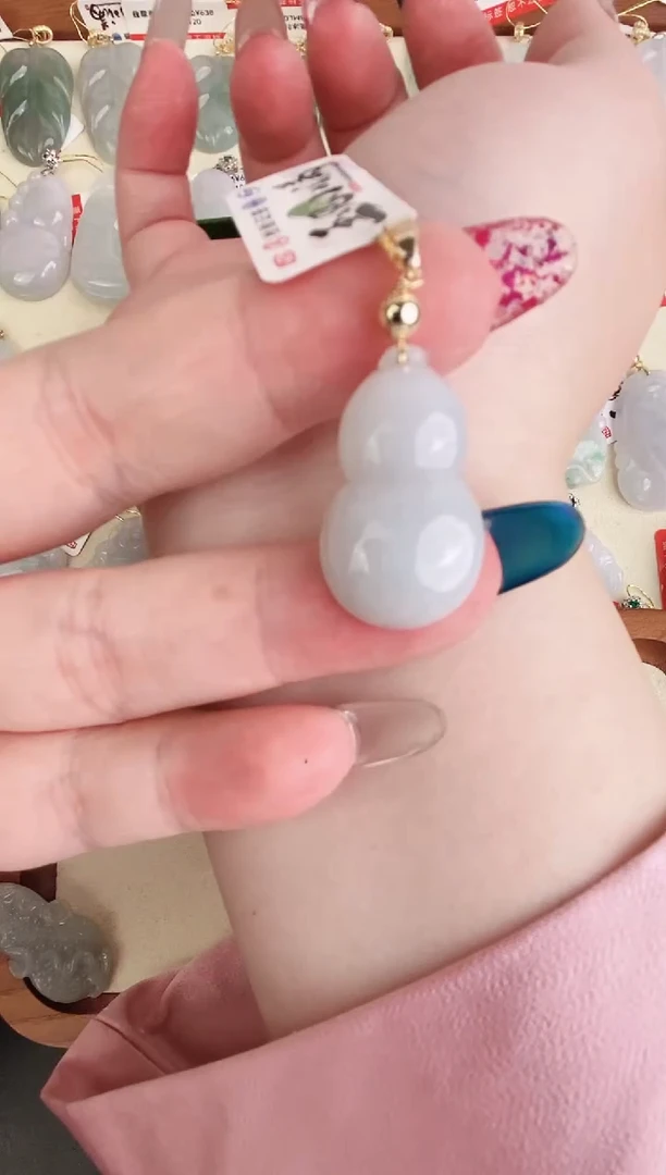 【闪购商品】翡翠颈饰未镶嵌天然缅甸A货翡翠颈饰配绳带礼盒