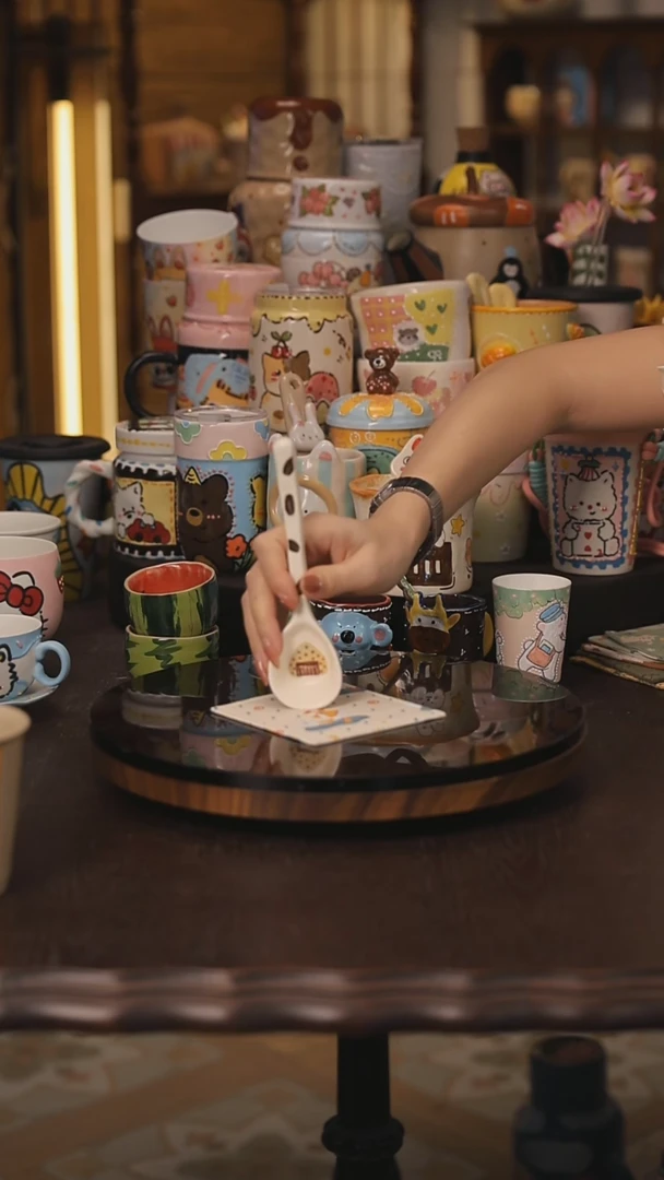 景德镇釉下彩绘设计师款式陶瓷