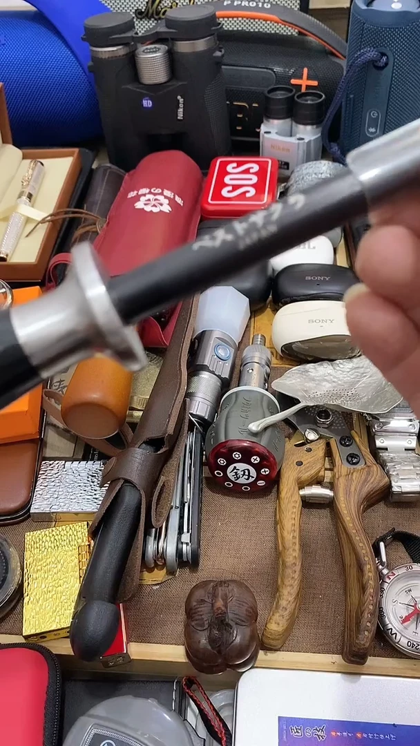 瓷片闪购商品 如图所示