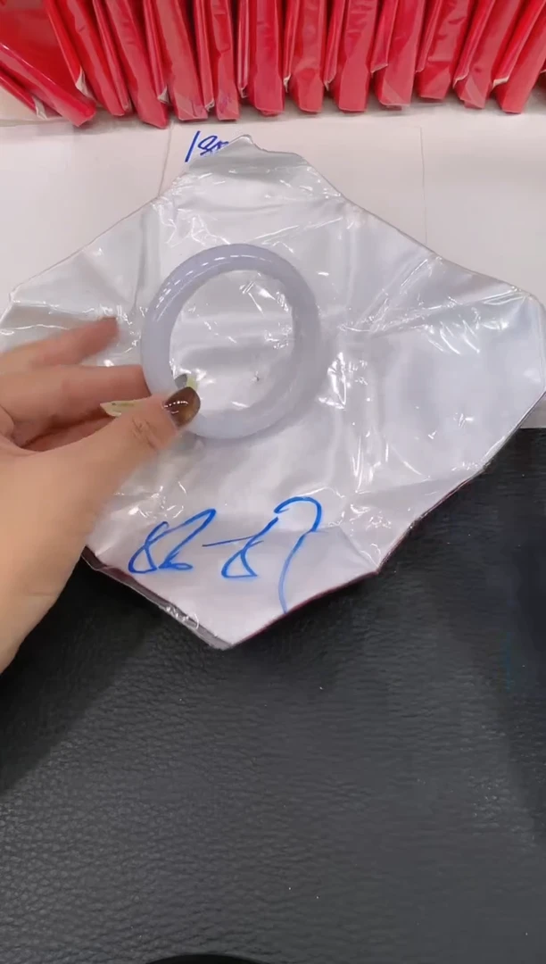 【闪购商品】翡翠手镯未镶嵌手镯