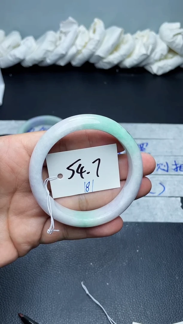 未镶嵌手镯翡翠181