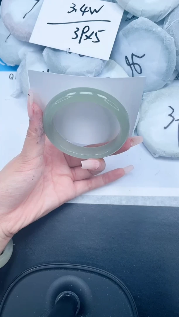 【闪购商品】石英质玉手镯未镶嵌449-58