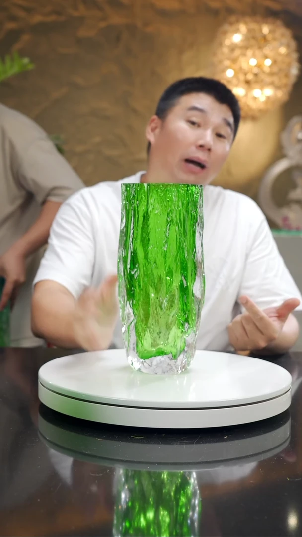 福利绿色树纹花瓶3号