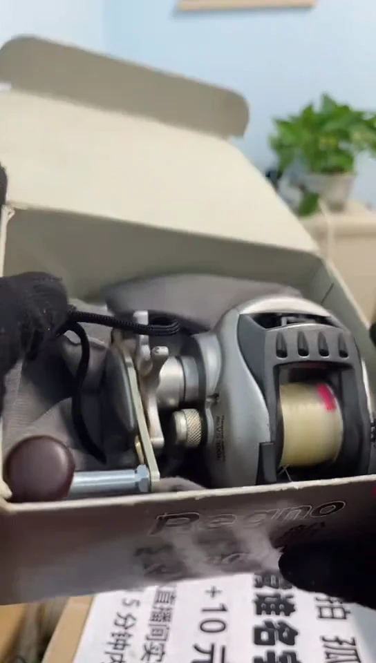 用****闲钓鱼轮，微瑕孤品，成色，型号直播间讲解为准，看好再下单。