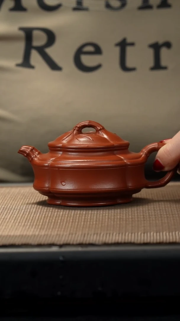 茶壶紫砂莫**大朱泥筋纹双线竹鼓130cc