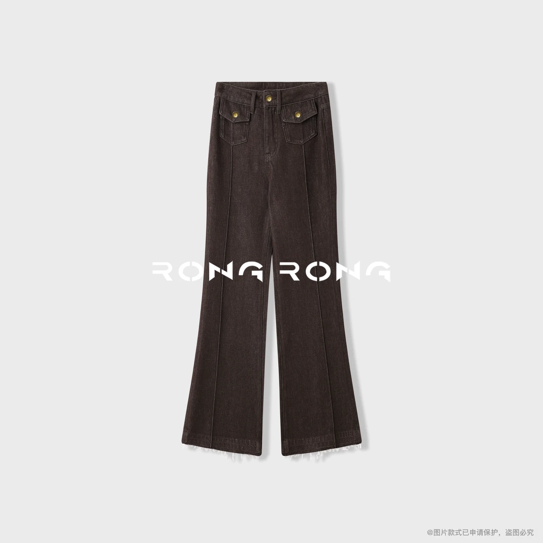 溶溶【糯米牛仔】RONGRONG高腰分割修饰腿部线条显瘦微喇牛仔裤9302