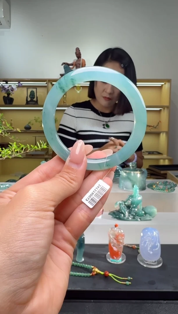 未镶嵌手镯翡翠57圈