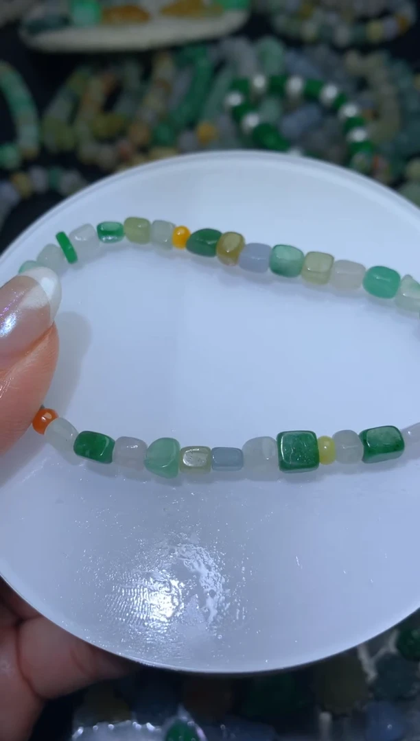 未镶嵌定制翡翠毛货