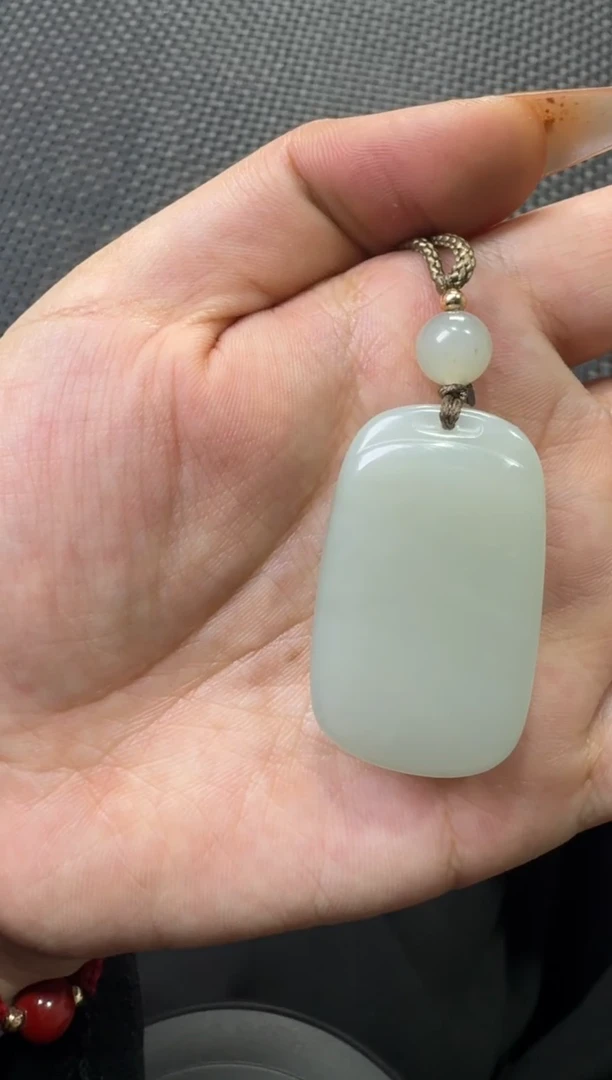 颈饰未镶嵌和田玉新疆和田玉无事牌