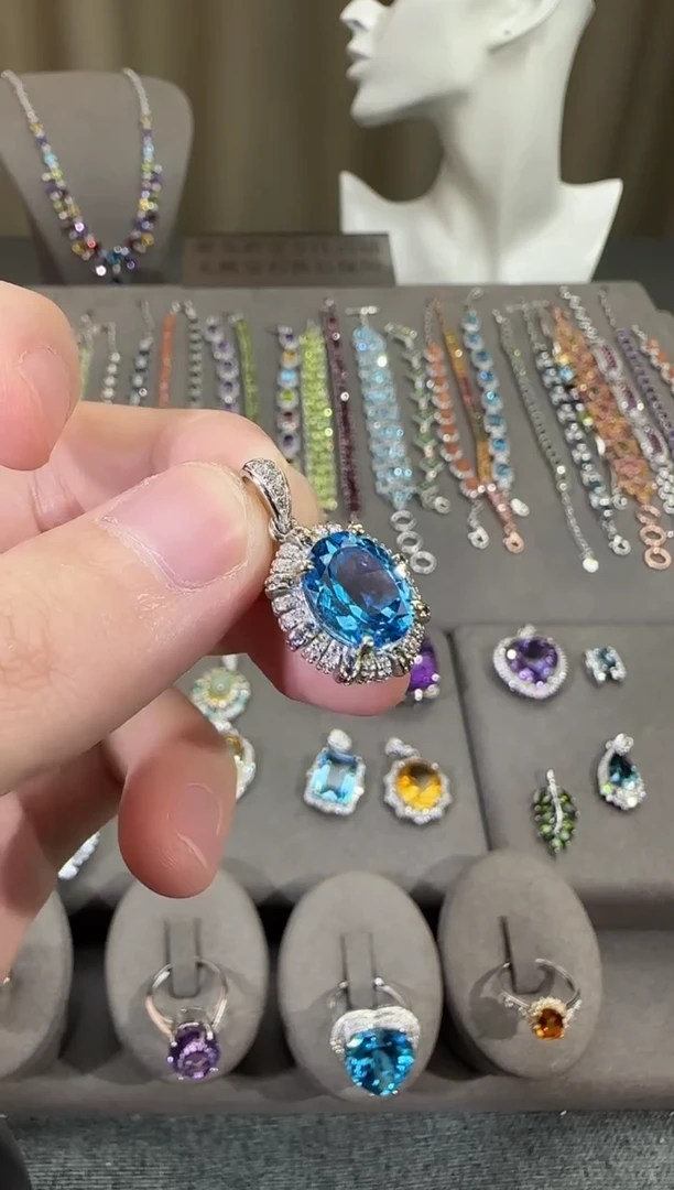 颈饰银S925镶嵌托帕石9*11mm吊坠妖姬蓝