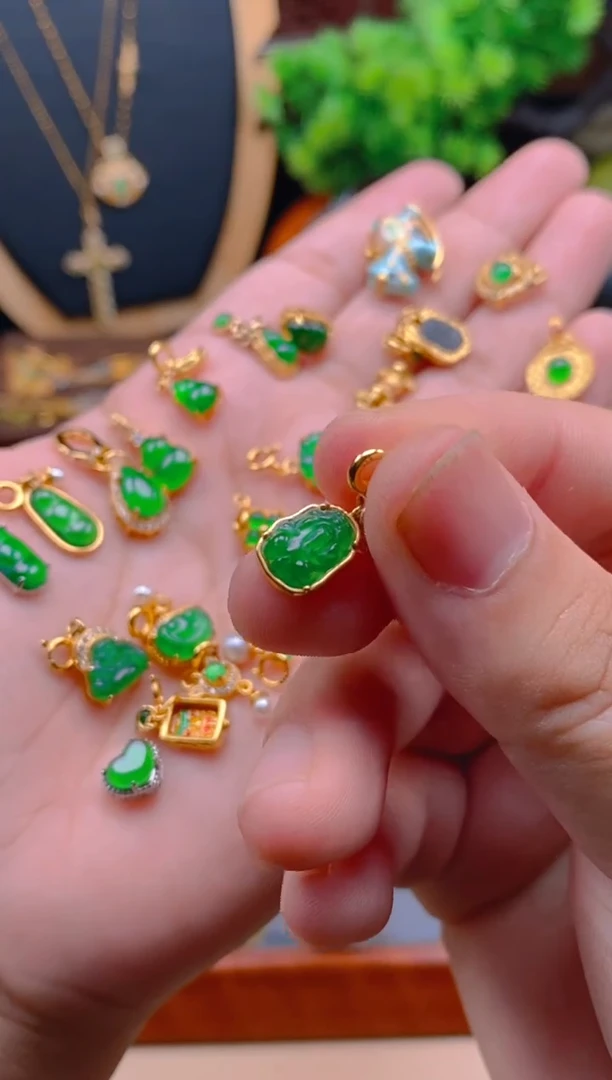 翡翠银S925镶嵌吊坠(不含链)貔貅万能扣