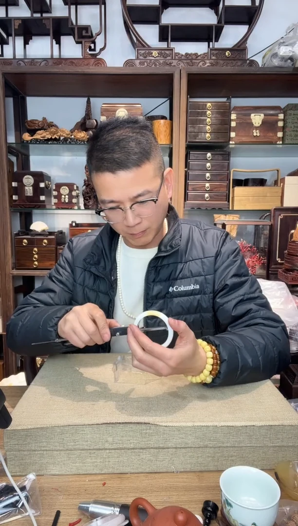 乌木类书架独*曲592塑料56.7手镯